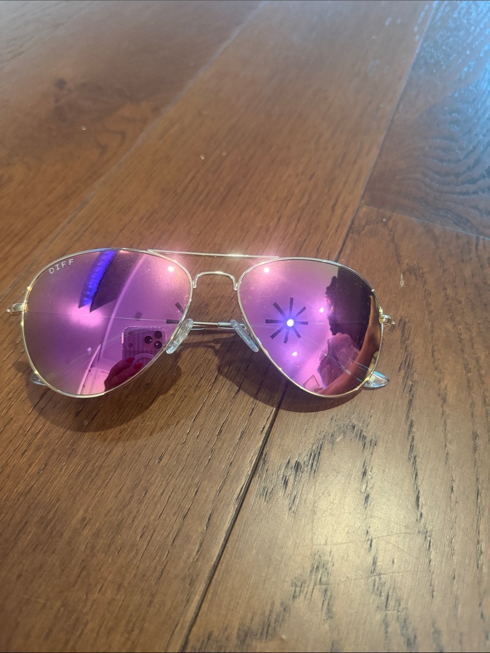 Diff Eyewear Gold Aviator Sunglasses with Pink-Green Mirrored Lenses - Picture 4 of 4